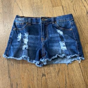 Womens size 1 Contraband dark washed jean shorts